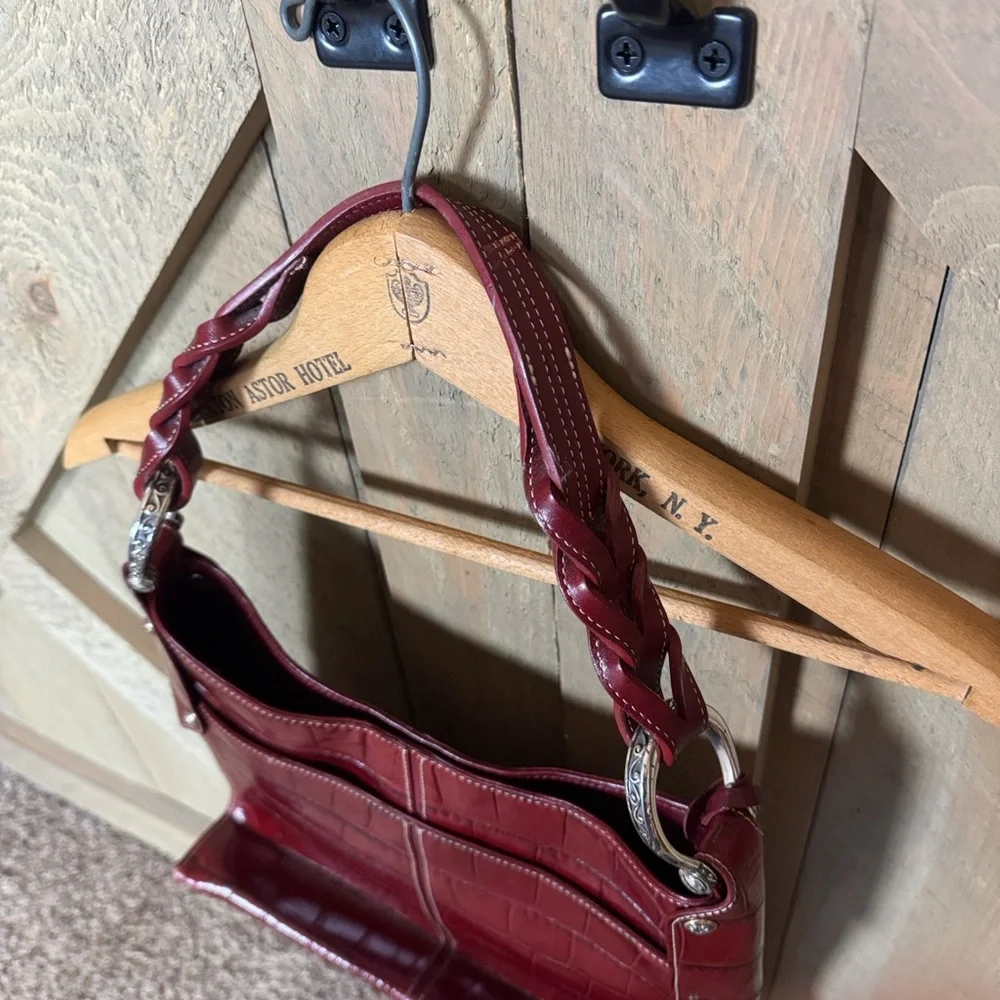 Brighton red croc embossed handbag - Picture 8 of 15